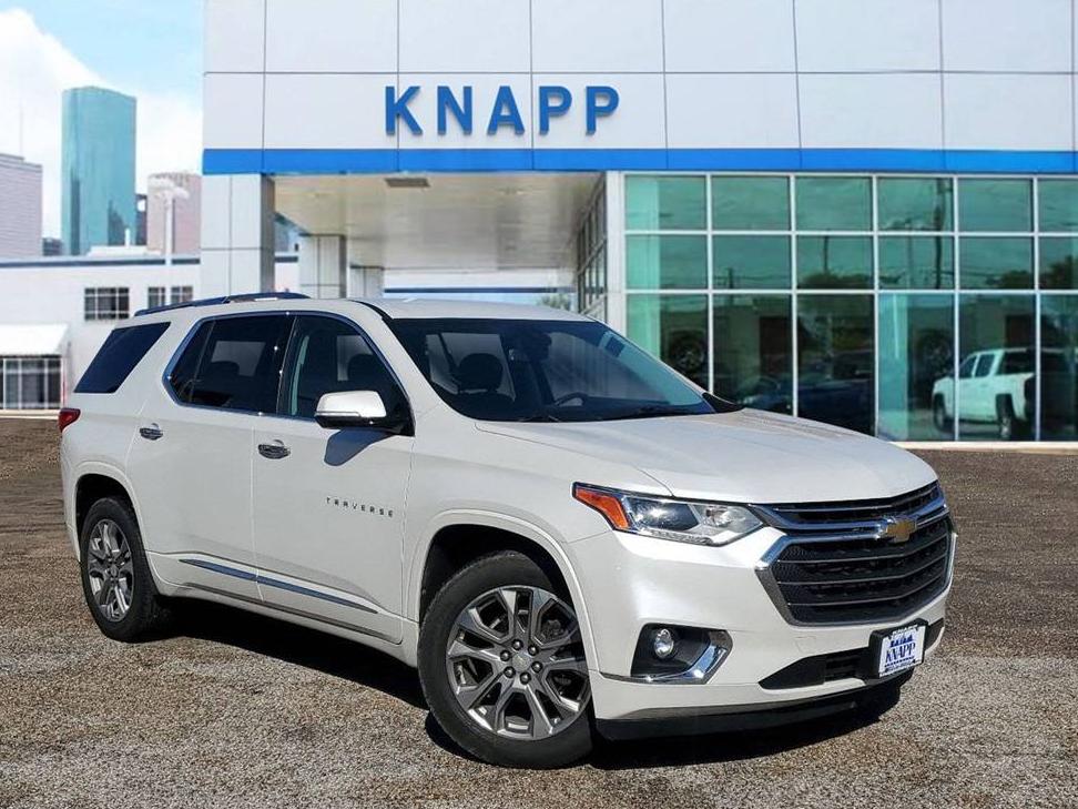 CHEVROLET TRAVERSE 2019 1GNERKKW2KJ253804 image