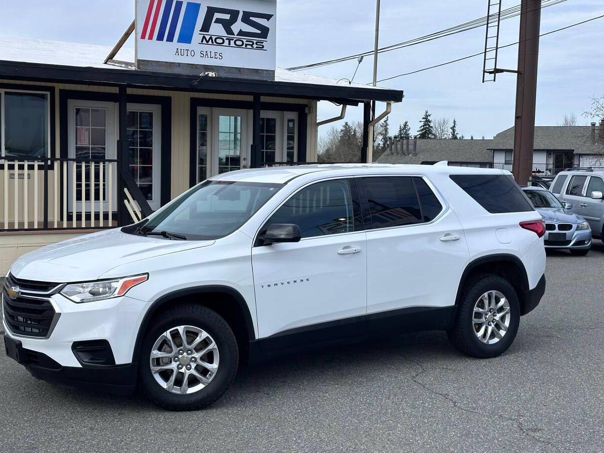 CHEVROLET TRAVERSE 2019 1GNEVLKW9KJ231185 image