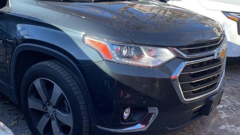 CHEVROLET TRAVERSE 2019 1GNEVHKW5KJ155106 image