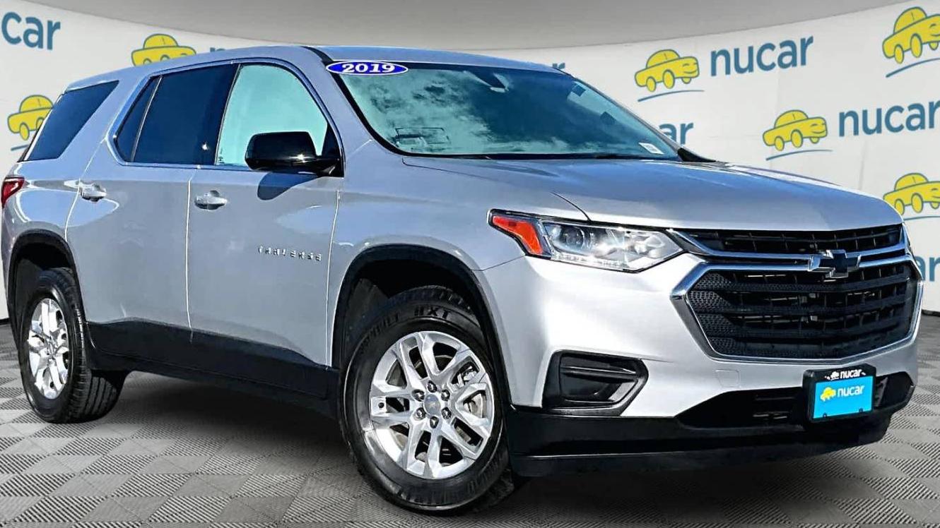 CHEVROLET TRAVERSE 2019 1GNERFKW8KJ152743 image