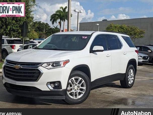 CHEVROLET TRAVERSE 2019 1GNERGKW8KJ222988 image