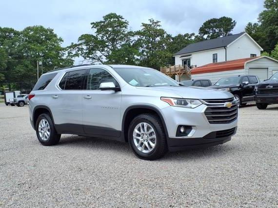 CHEVROLET TRAVERSE 2019 1GNERGKW8KJ187045 image