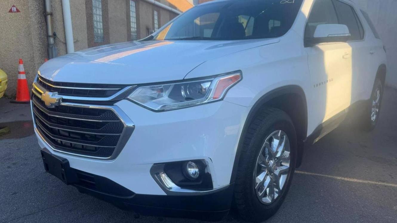 CHEVROLET TRAVERSE 2019 1GNERGKW0KJ284921 image