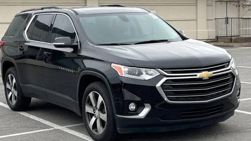CHEVROLET TRAVERSE 2019 1GNERHKW2KJ257418 image