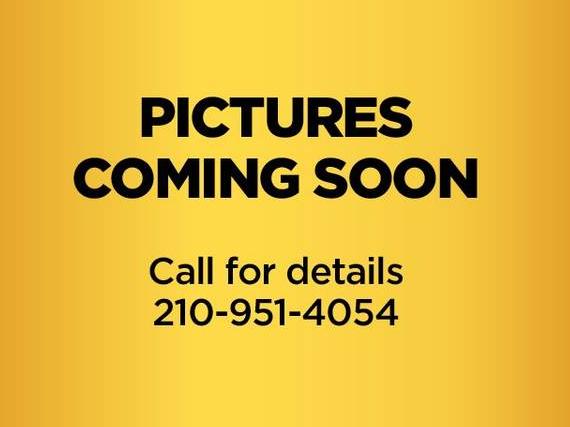 CHEVROLET TRAVERSE 2019 1GNERGKW2KJ123101 image