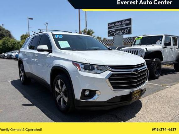 CHEVROLET TRAVERSE 2019 1GNERHKW6KJ240170 image