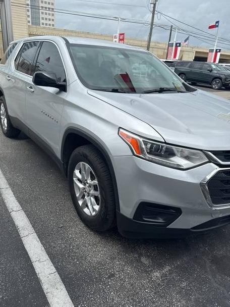 CHEVROLET TRAVERSE 2019 1GNERFKW3KJ104809 image