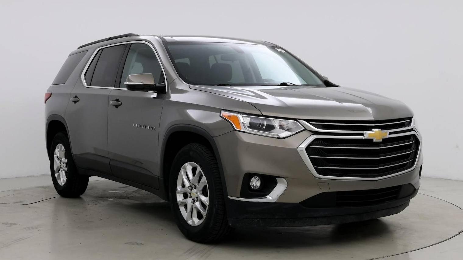 CHEVROLET TRAVERSE 2019 1GNERGKW7KJ210606 image