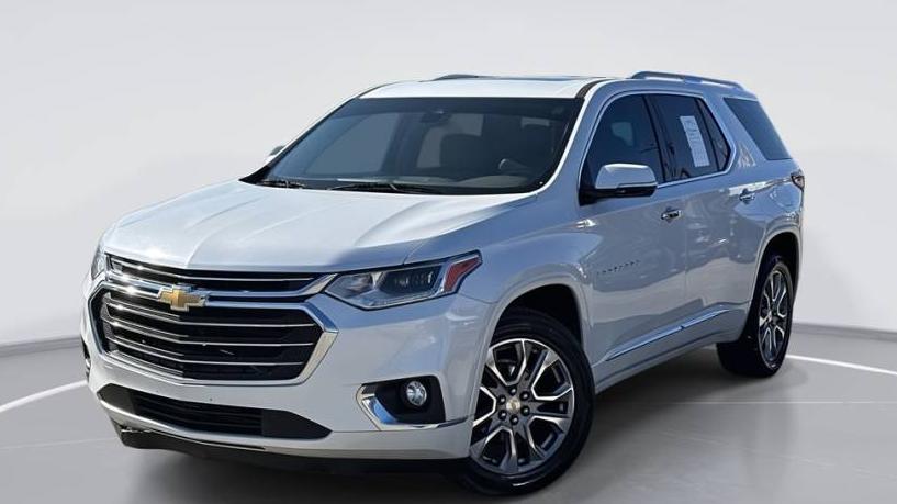 CHEVROLET TRAVERSE 2018 1GNERKKW5JJ157602 image