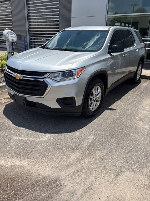 CHEVROLET TRAVERSE 2018 1GNEVFKW1JJ107914 image