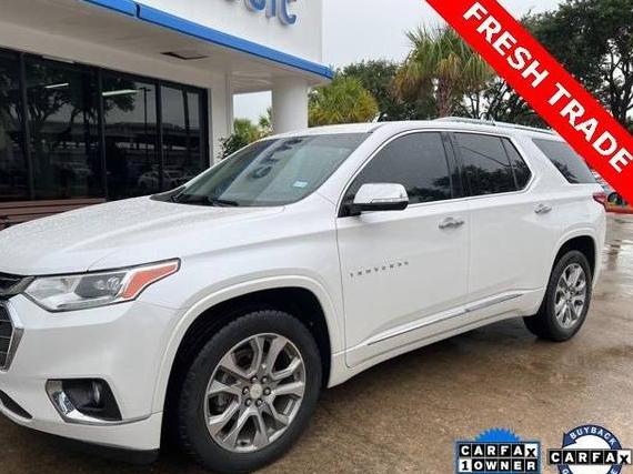 CHEVROLET TRAVERSE 2018 1GNERKKW0JJ189812 image