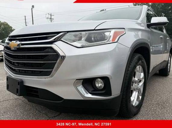 CHEVROLET TRAVERSE 2018 1GNERGKW7JJ286163 image