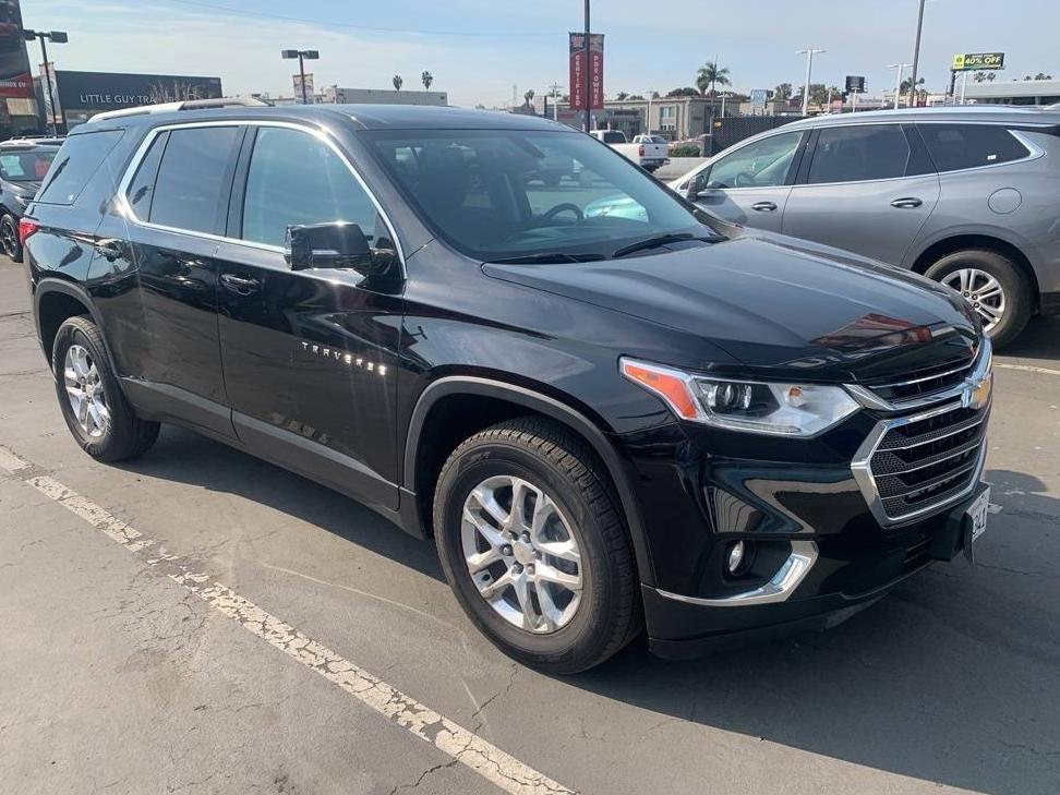 CHEVROLET TRAVERSE 2018 1GNERGKW4JJ283432 image