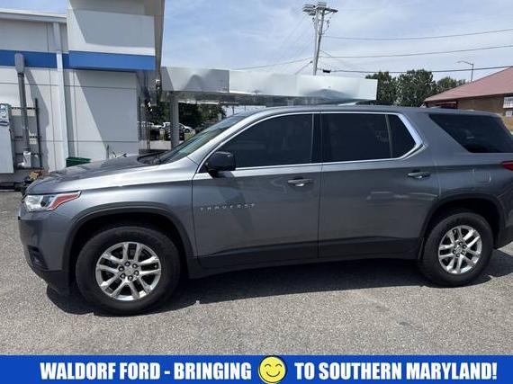 CHEVROLET TRAVERSE 2018 1GNERFKW8JJ203477 image