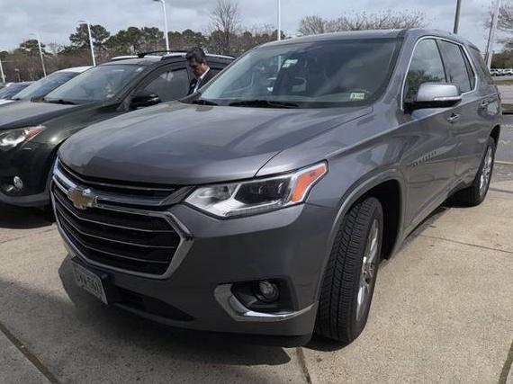 CHEVROLET TRAVERSE 2018 1GNERKKW4JJ229874 image