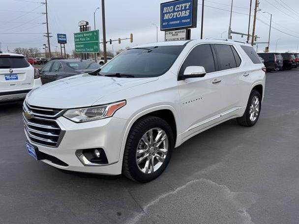 CHEVROLET TRAVERSE 2021 1GNEVNKW1MJ187455 image