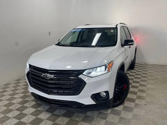 CHEVROLET TRAVERSE 2021 1GNEVKKW3MJ124405 image