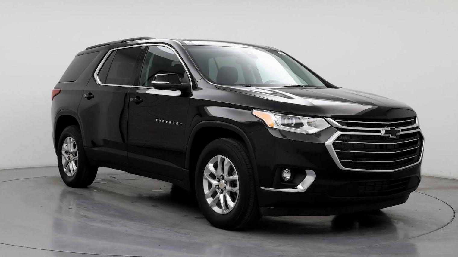 CHEVROLET TRAVERSE 2021 1GNERGKWXMJ264548 image