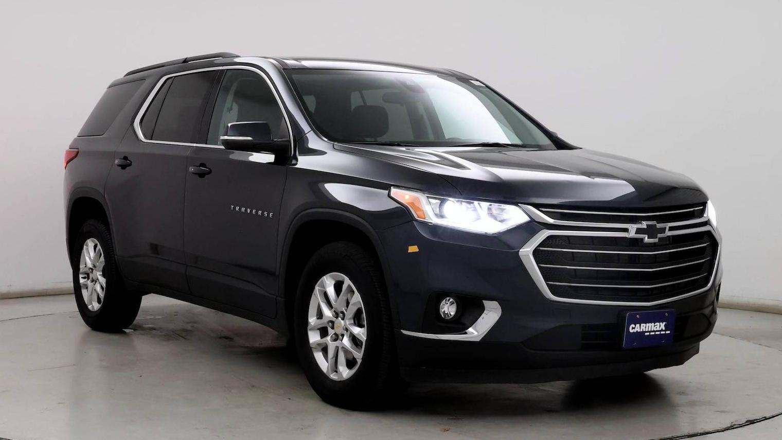 CHEVROLET TRAVERSE 2021 1GNERGKW4MJ210257 image