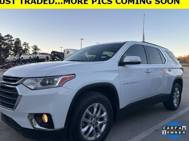 CHEVROLET TRAVERSE 2021 1GNERGKW3MJ268229 image