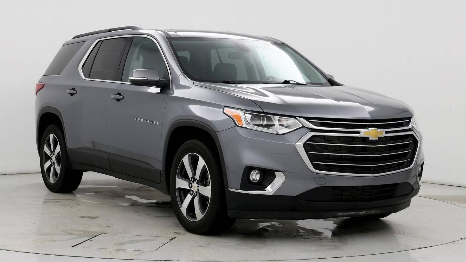 CHEVROLET TRAVERSE 2021 1GNERHKW5MJ140001 image