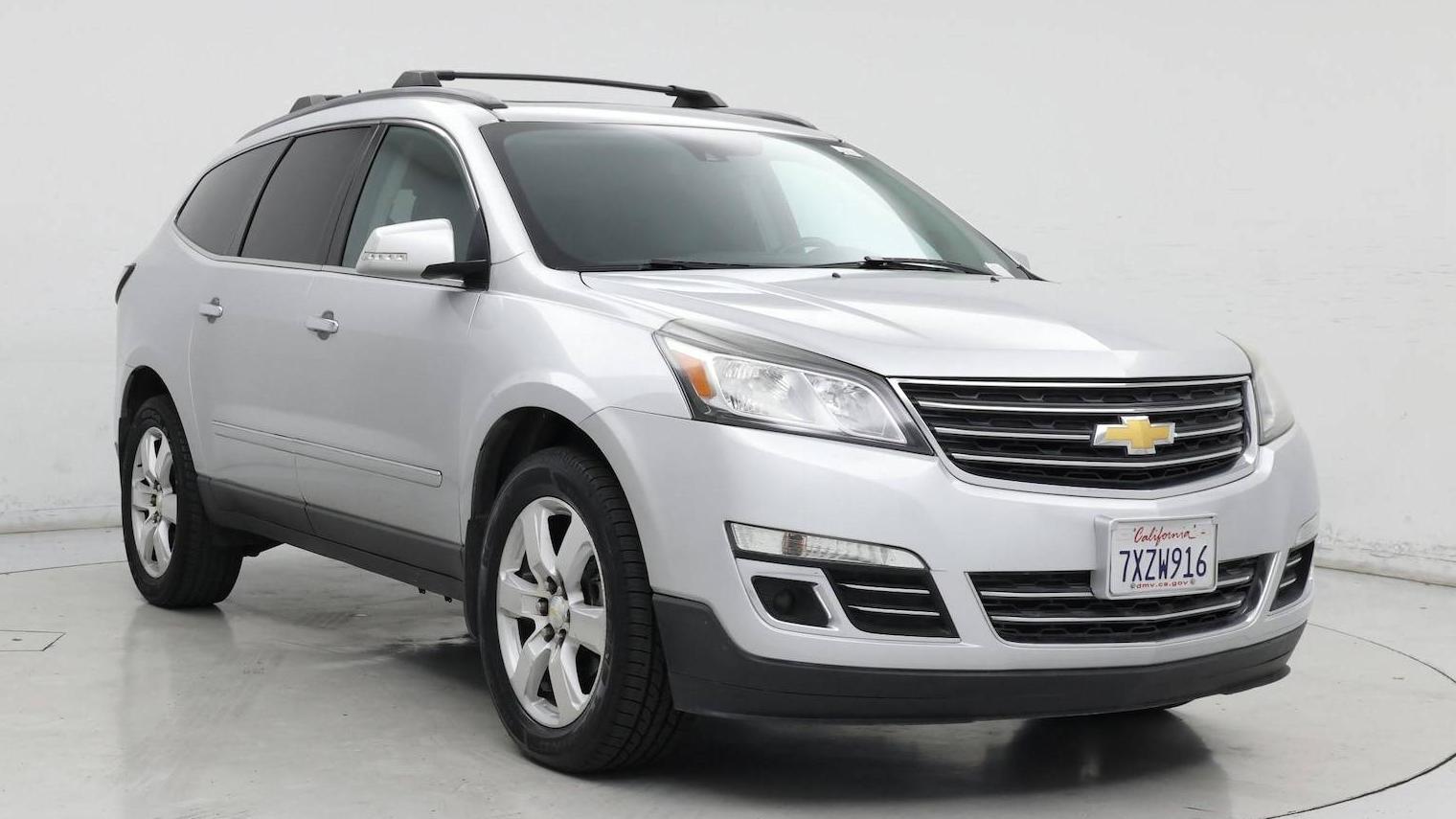 CHEVROLET TRAVERSE 2017 1GNKRJKD7HJ276872 image