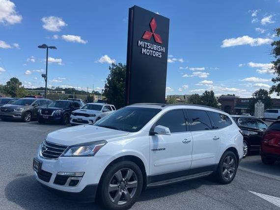 CHEVROLET TRAVERSE 2017 1GNKVHKD3HJ311282 image CHEVROLET TRAVERSE 2017 1GNKVHKD3HJ311282 image