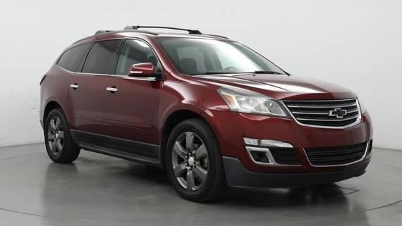 CHEVROLET TRAVERSE 2017 1GNKRHKD2HJ231489 image