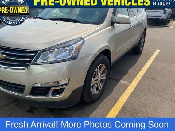 CHEVROLET TRAVERSE 2017 1GNKVGKD2HJ255586 image