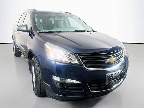 CHEVROLET TRAVERSE 2017 1GNKRFKDXHJ266110 image