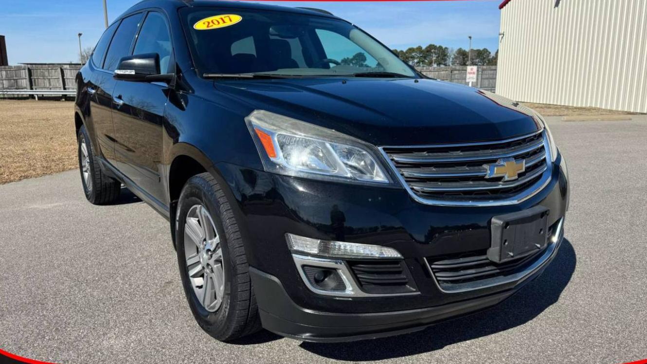 CHEVROLET TRAVERSE 2017 1GNKRHKD4HJ200860 image