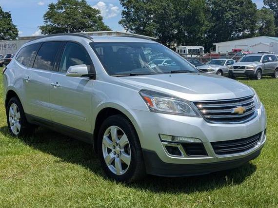 CHEVROLET TRAVERSE 2017 1GNKRGKD7HJ349189 image