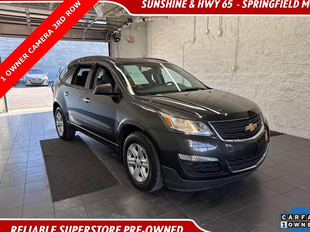 CHEVROLET TRAVERSE 2017 1GNKRFED8HJ332441 image