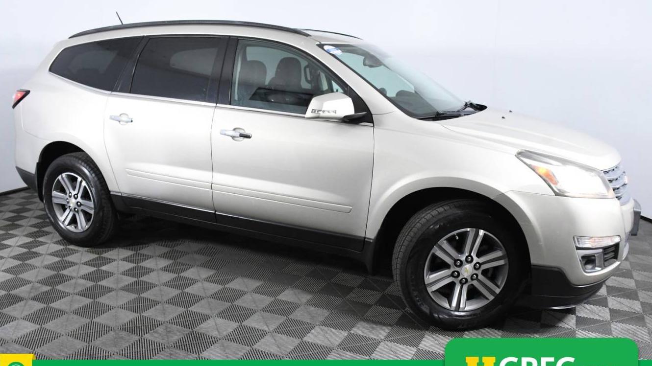 CHEVROLET TRAVERSE 2017 1GNKRHKD4HJ131619 image