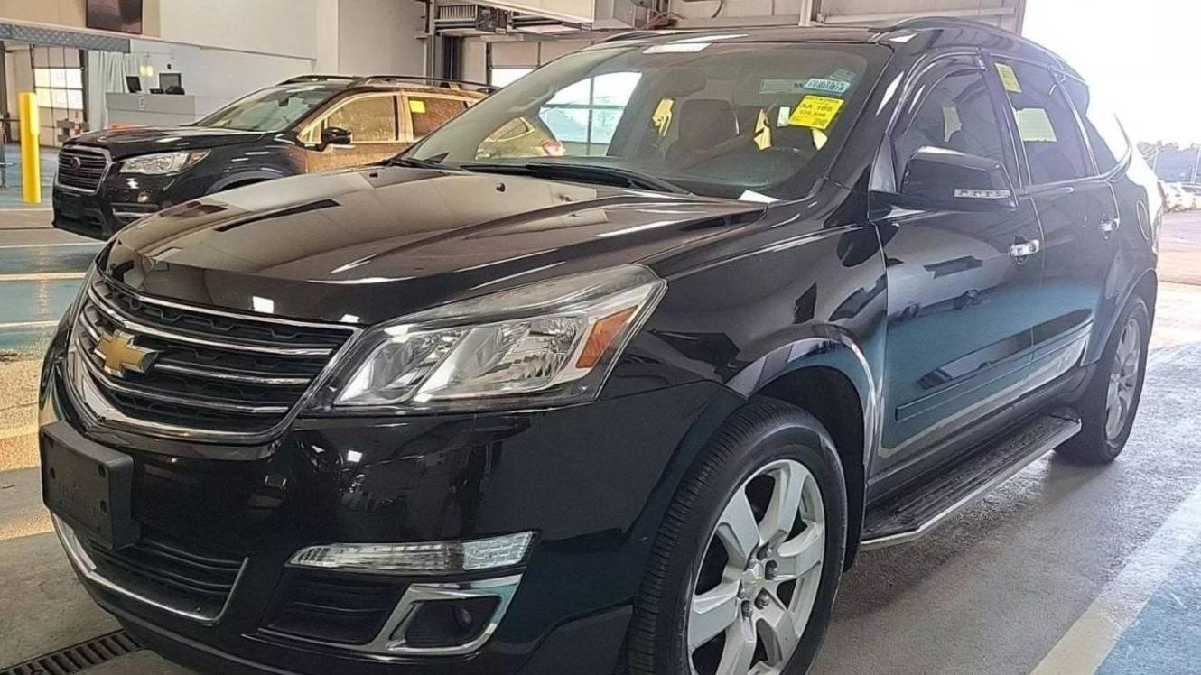 CHEVROLET TRAVERSE 2017 1GNKVGKD4HJ231807 image