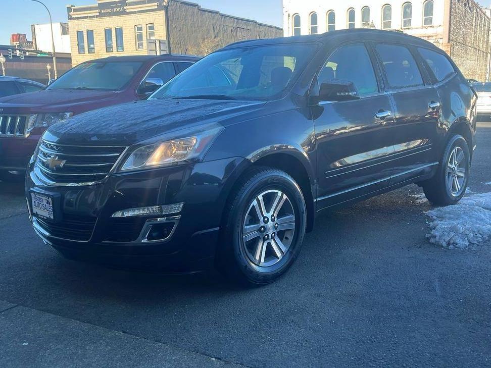 CHEVROLET TRAVERSE 2017 1GNKVHKD8HJ160536 image