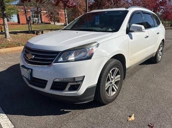 CHEVROLET TRAVERSE 2017 1GNKRHKD7HJ200593 image