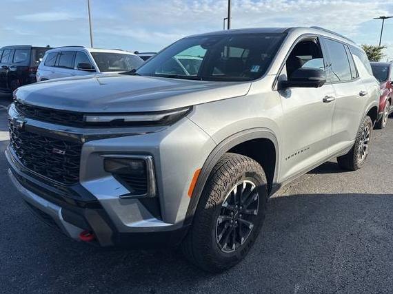 CHEVROLET TRAVERSE 2024 1GNEVJKS3RJ142580 image