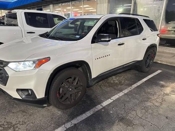 CHEVROLET TRAVERSE 2020 1GNERKKW8LJ191679 image