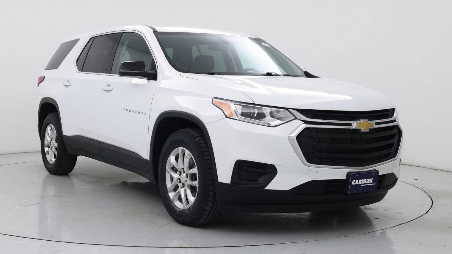 CHEVROLET TRAVERSE 2020 1GNERFKWXLJ274375 image