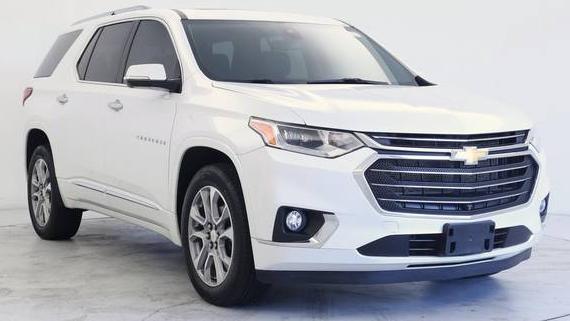 CHEVROLET TRAVERSE 2020 1GNERKKW1LJ273737 image