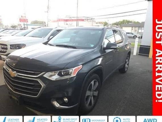 CHEVROLET TRAVERSE 2020 1GNEVHKW3LJ132084 image