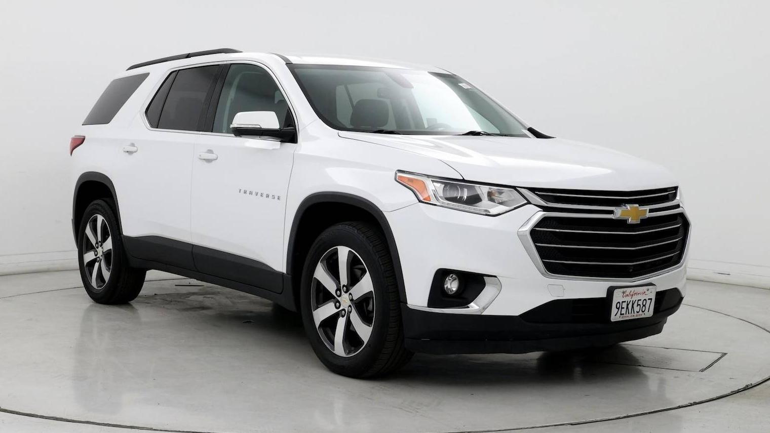 CHEVROLET TRAVERSE 2020 1GNERHKW8LJ221718 image