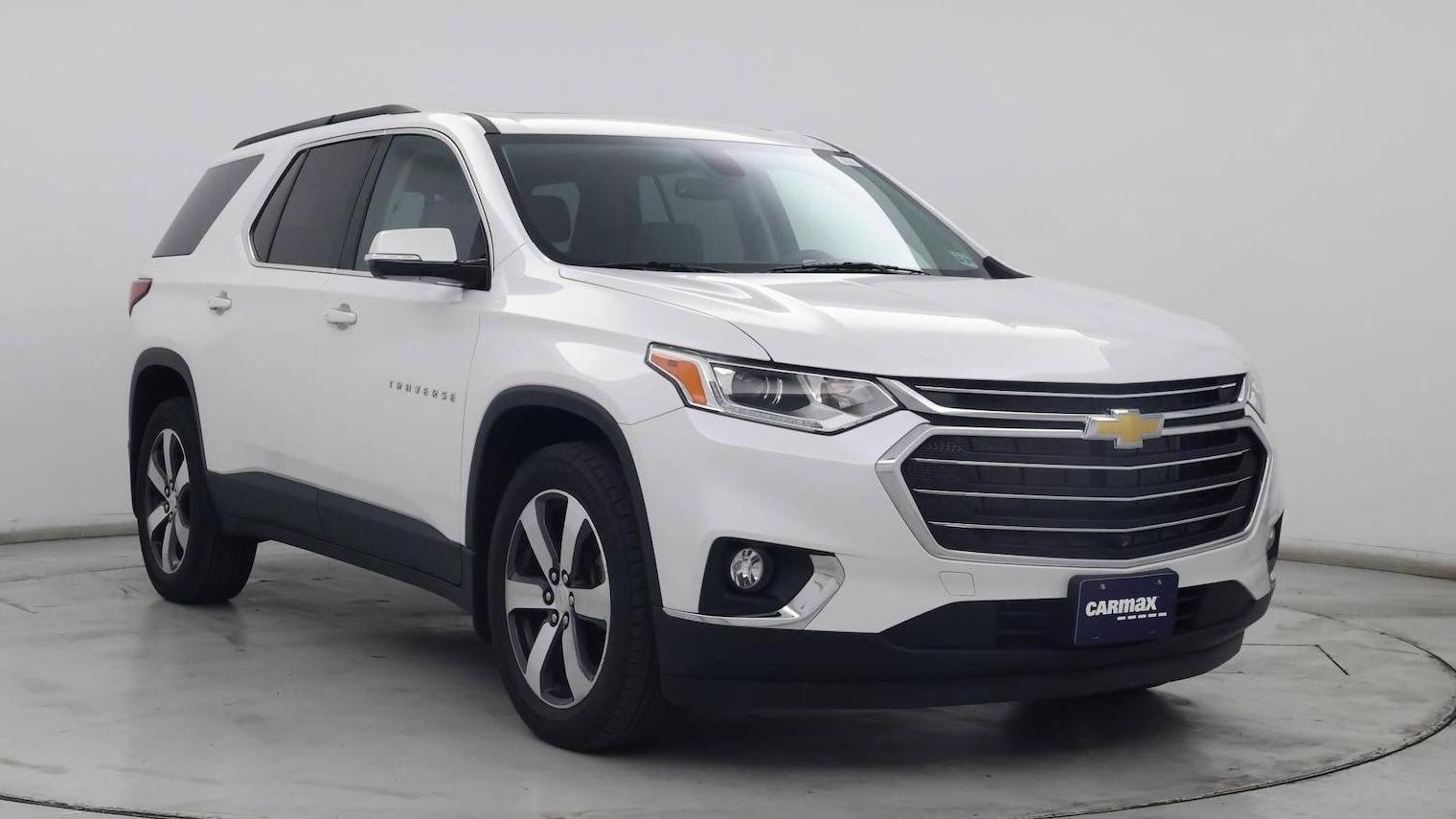 CHEVROLET TRAVERSE 2020 1GNEVHKW7LJ135778 image