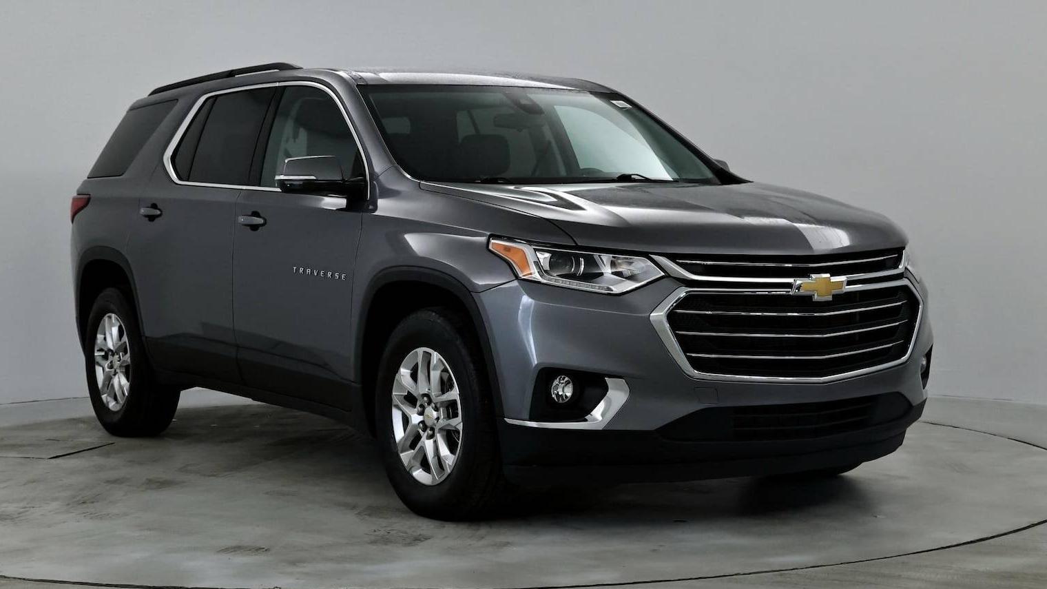 CHEVROLET TRAVERSE 2020 1GNERHKW0LJ315575 image