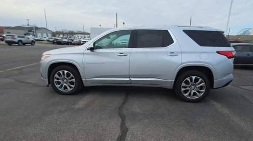 CHEVROLET TRAVERSE 2020 1GNEVKKW7LJ159379 image