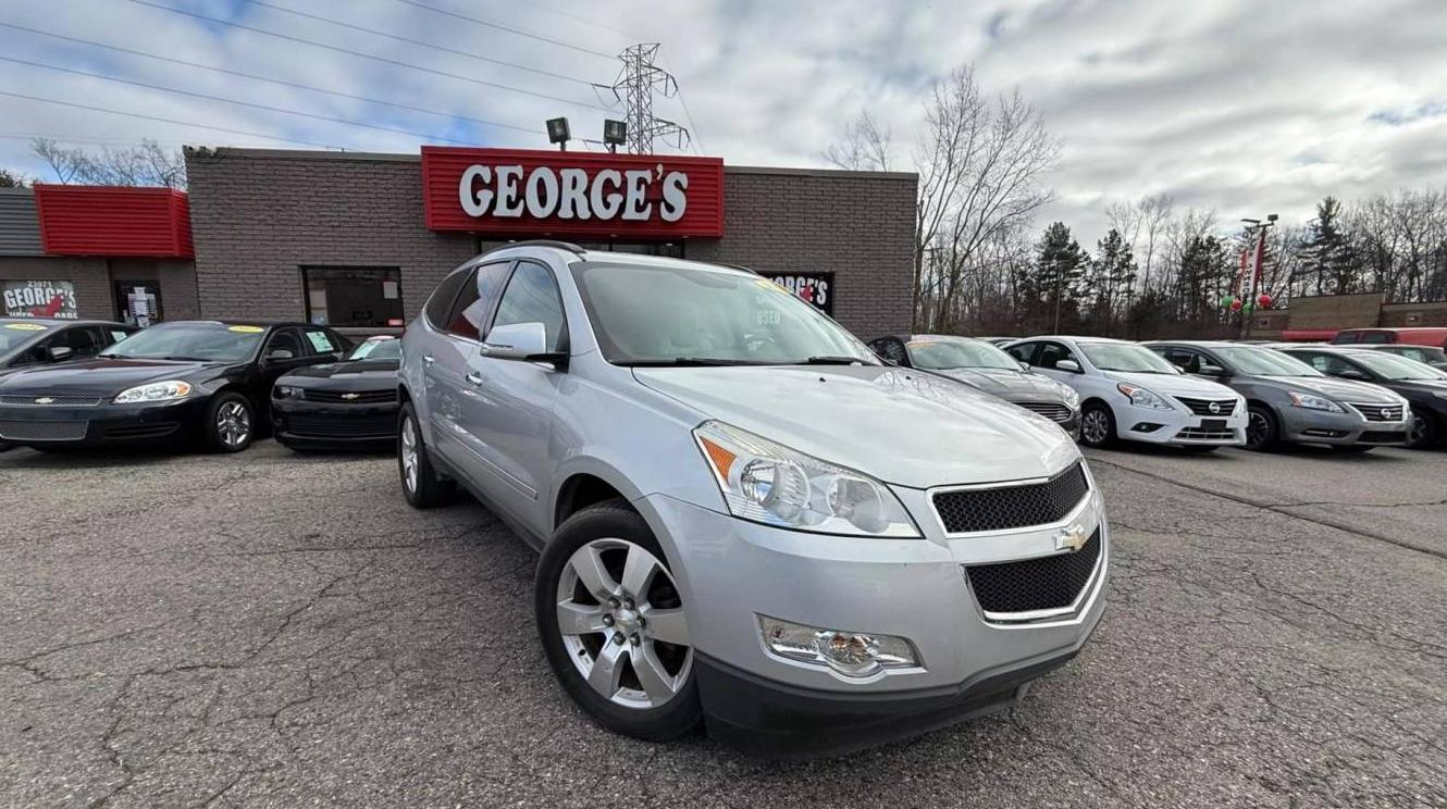 CHEVROLET TRAVERSE 2011 1GNKRLED7BJ209185 image