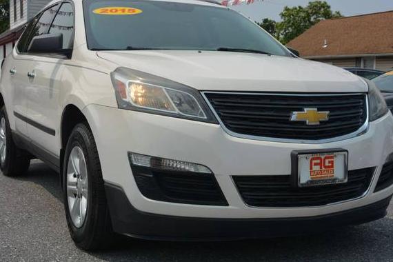 CHEVROLET TRAVERSE 2015 1GNKRFED1FJ184632 image
