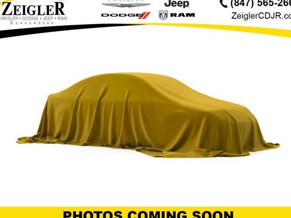 CHEVROLET TRAVERSE 2022 1GNEVKKW3NJ130092 image