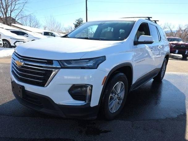 CHEVROLET TRAVERSE 2022 1GNEVGKW3NJ130445 image